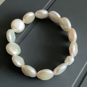 Fresh Water Pearls bracelet